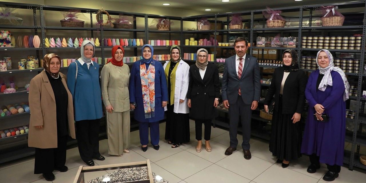 Atölye Karatay’a tam not: Kadınların emeği Türkiye’ye örnek oluyor