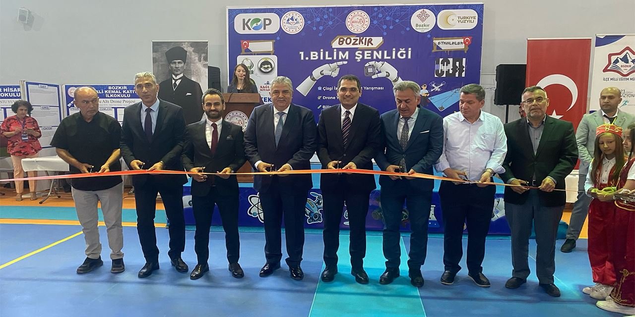 Bozkır’da bilim şöleni: Genç dahiler projeleriyle göz doldurdu