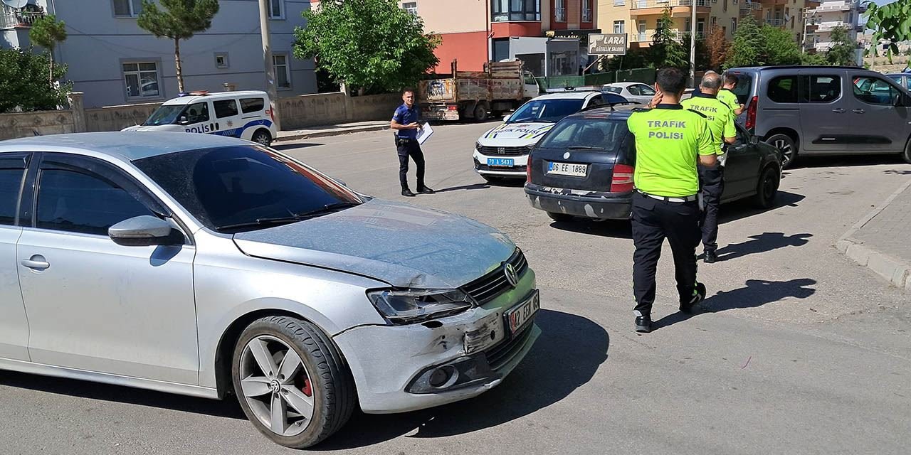 Ara sokakta korkutan kaza: Bir kişi hastaneye kaldırıldı