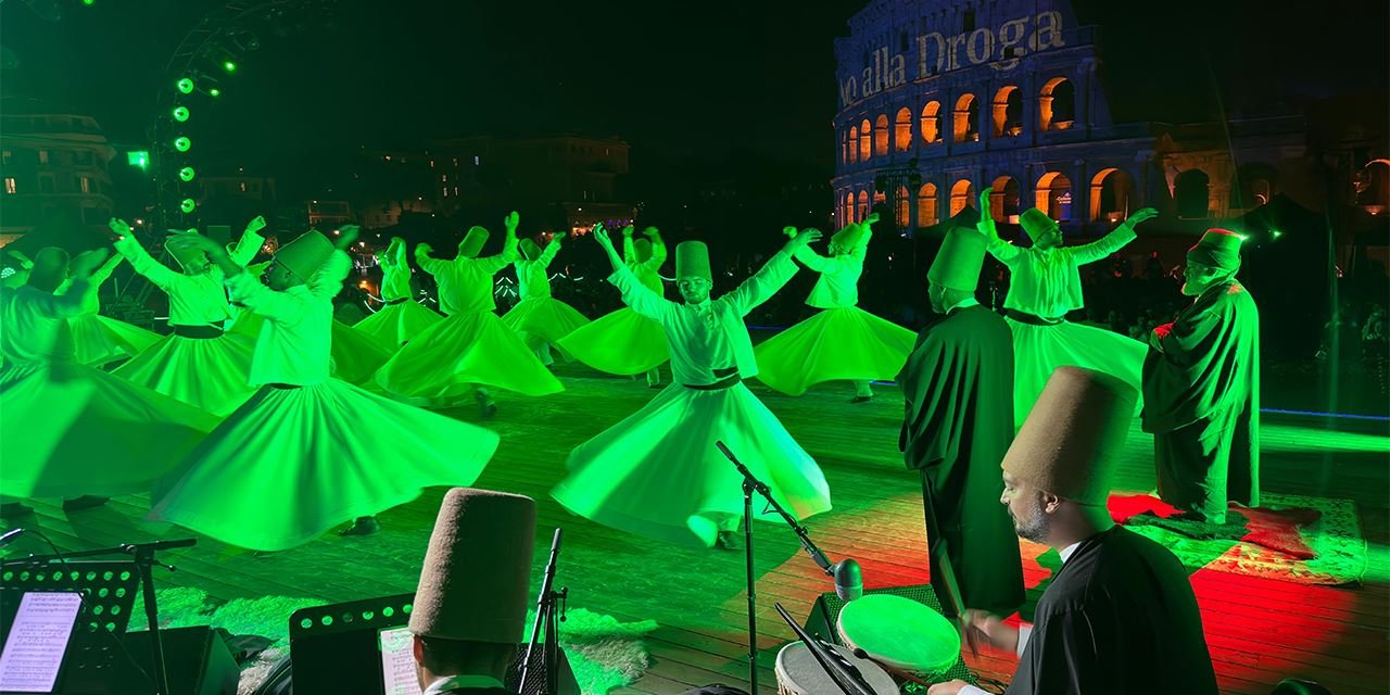 Mevlana'nın mesajı Roma semalarında yankılandı