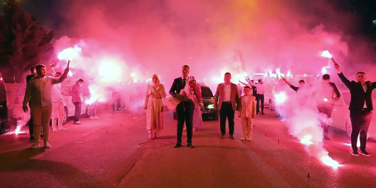 Emniyet olaylı kız isteme törenine el attı: Damat gözaltına alındı