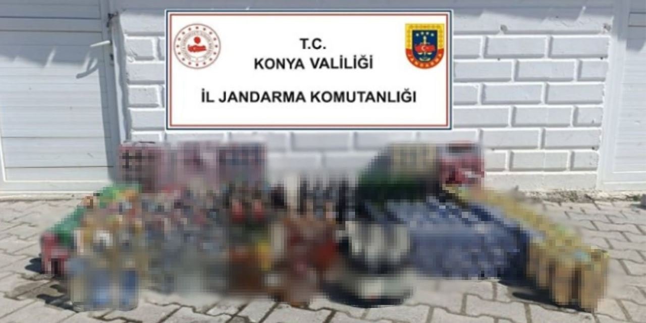 Jandarma Kadınhanı'nda ruhsatsız içki satışına