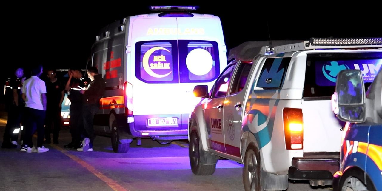 Hasan Dağı’nda mahsur kalan 4 kişi askeri helikopterle kurtarıldı