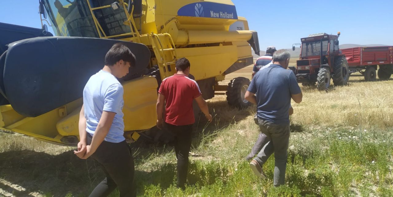 Sarayönü’nde biçerdöver denetimleri yapılıyor