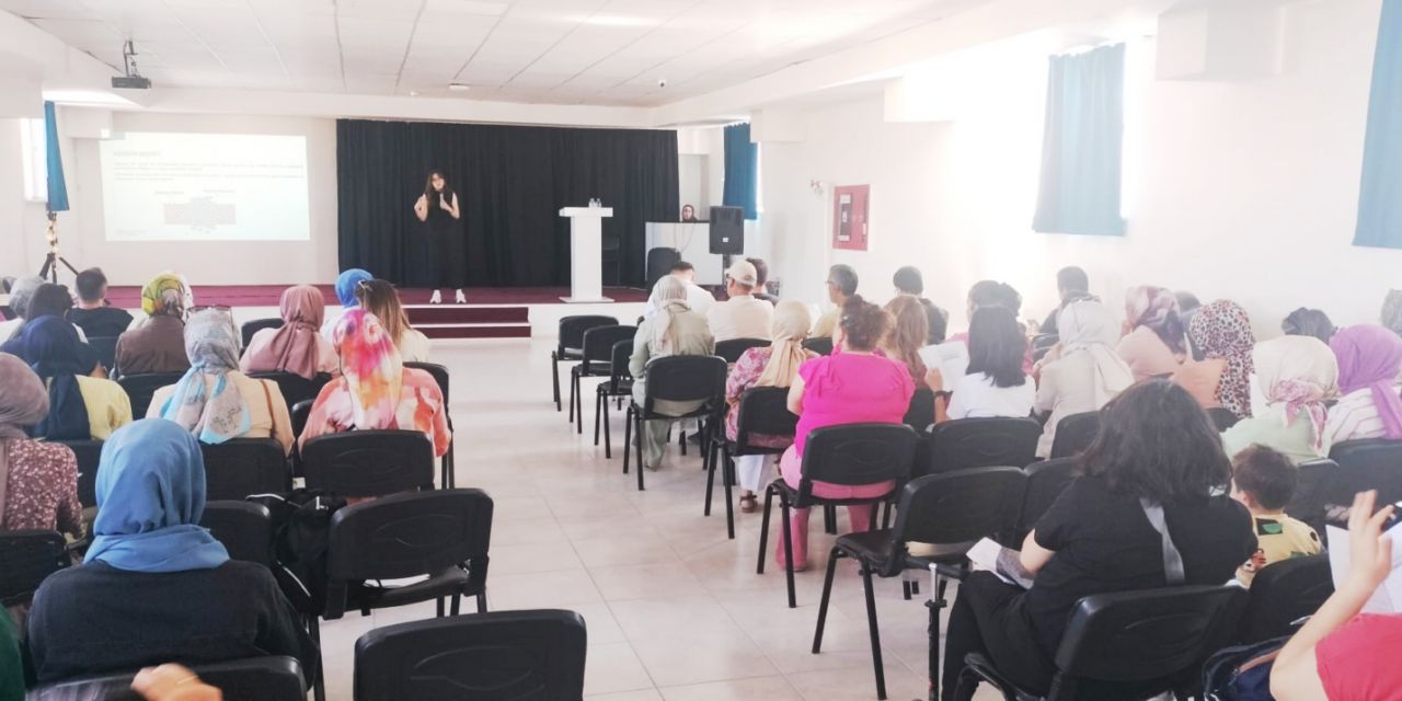 Sarayönü’nde “Sağlıklı Hayat Akademisi” semineri düzenlendi