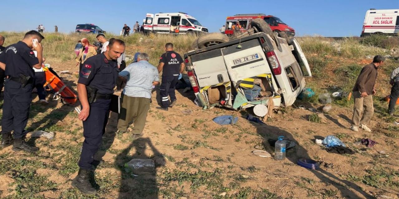 Tarım işçilerini taşıyan minibüs takla attı; Feci kazada 15 kişi yaralandı