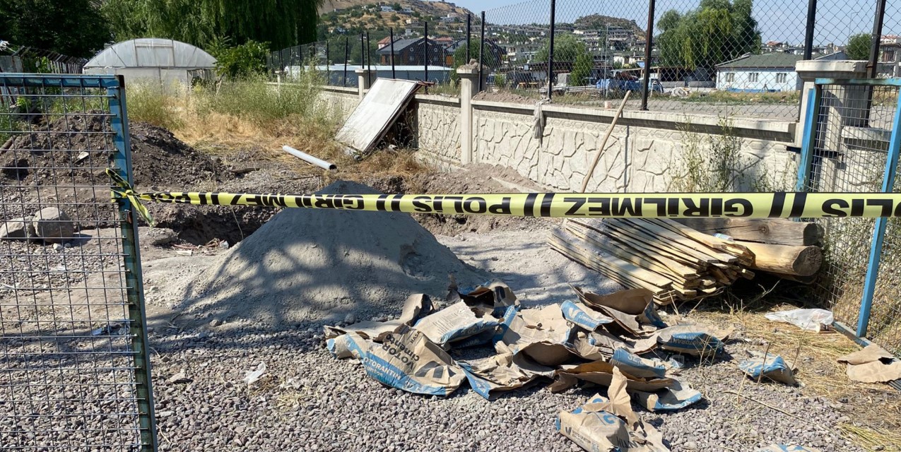 Kayseri’de kanalizasyon çalışmasında toprak kayması:1 yaralı