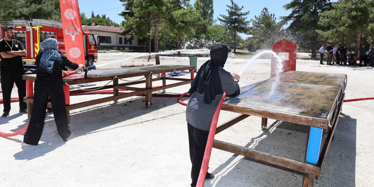 Konya’da gönüllü itfaiyecilere özel eğitim kampı