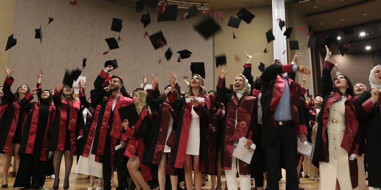 Gıda ve Tarım Üniversitesi’nde mezuniyet gururu