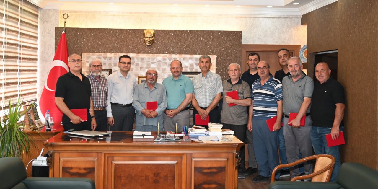 Kızılay’dan Sarayönü’nde emektarlara vefa plaketi
