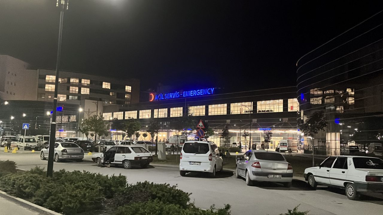 Konya’da talihsiz kaza; 16 yaşındaki gence 2 araç çarptı