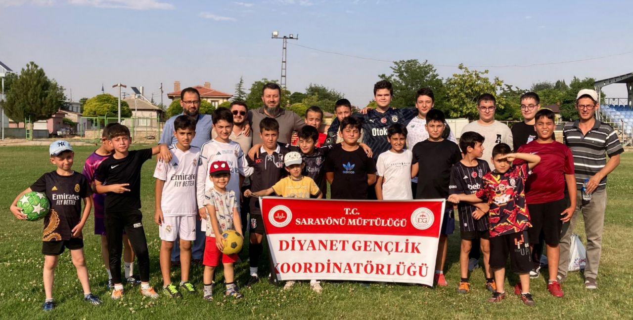 Sarayönü’nde Yaz Kur’an kursları halı saha turnuvasında eleme aşamaları tamamlandı