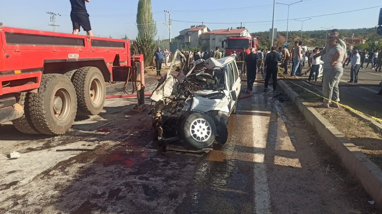Doğanhisar’da feci kaza: 3 kişi hayatını kaybetti