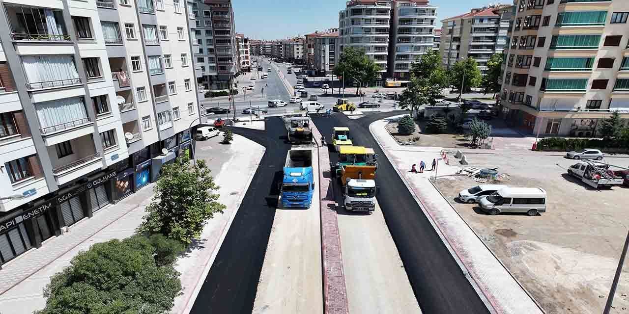 Caddeler baştan sona yenileniyor