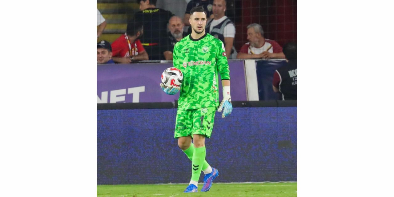 Deniz, kalesinde devleşti
