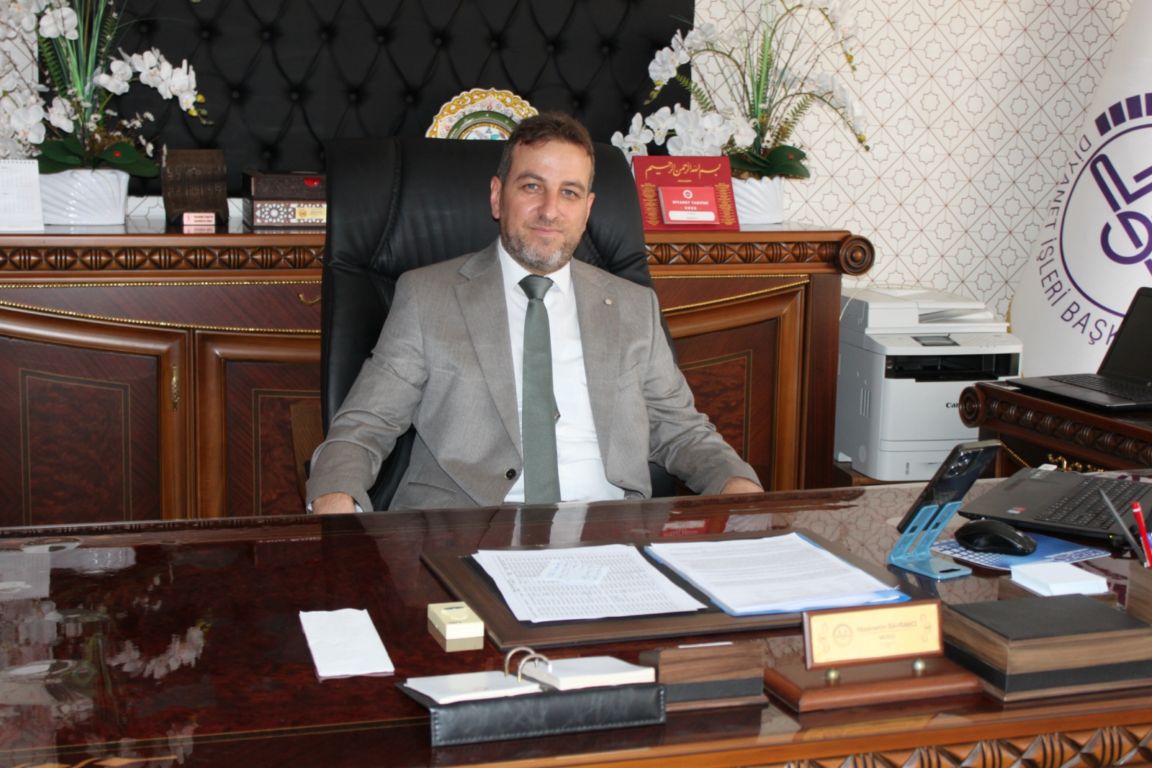 Sarayönü’nün yeni müftüsü Bayrakçı görevine başladı