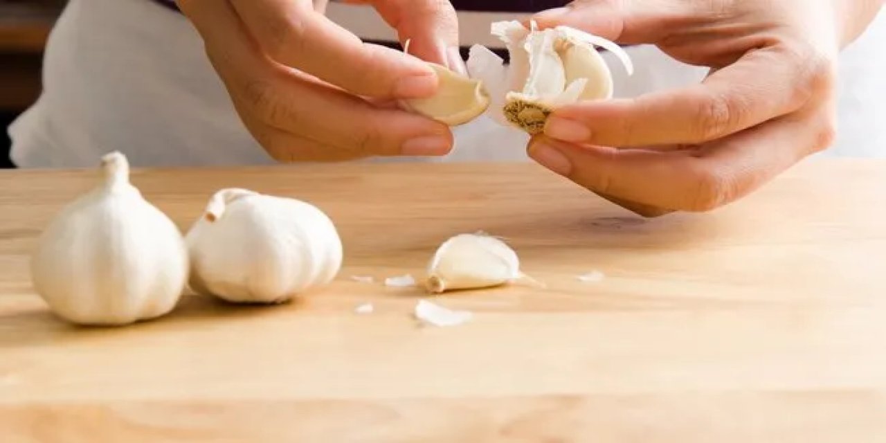 Sarımsağı böyle saklıyorsanız çöpe gidiyor!