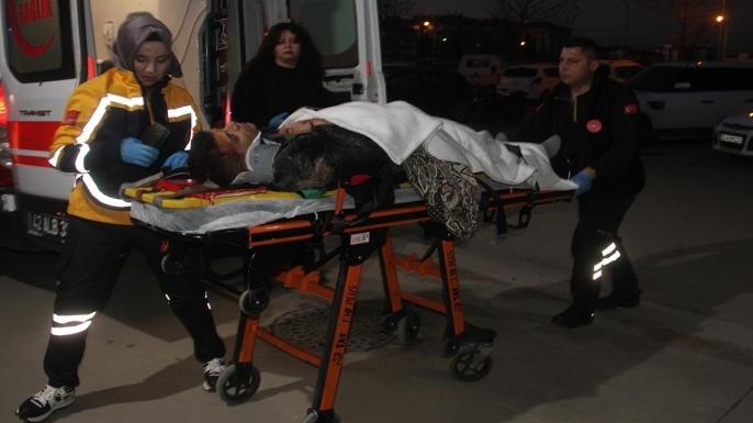 Beyşehir-Konya yolunda otomobil devrildi: 1 yaralı
