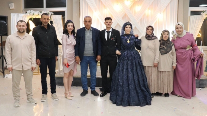 Öcal ve Üğütücü Ailelerinin mutlu günü