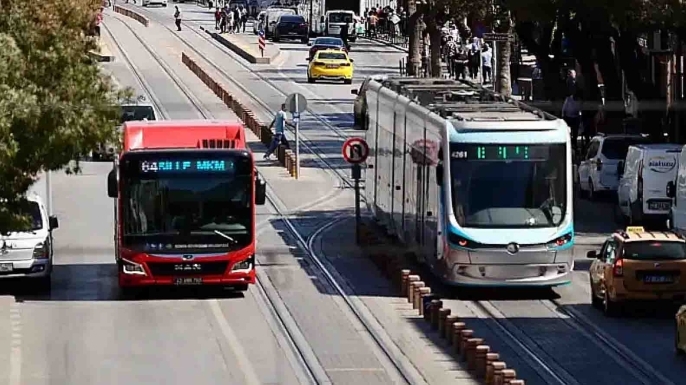 Konya’da hafta sonunda YKS öğrencilerine ulaşım desteği!