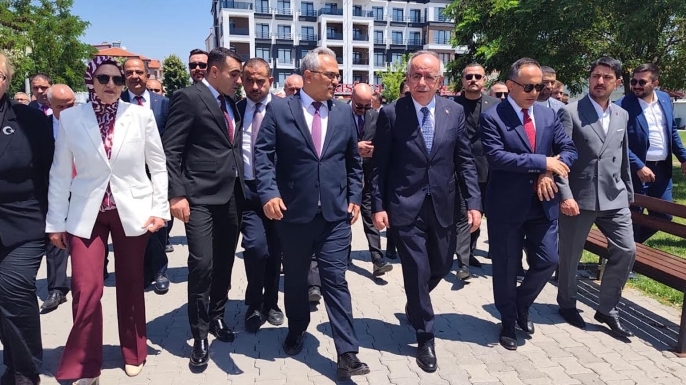 Beyşehir’de sosyal hayat canlanacak: Devlet Bahçeli Parkı açıldı