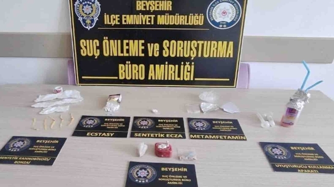 Beyşehir'de uyuşturucu şoku: 390 doz bonzai, ecstasy ve eroin ele geçirildi, 2 kişi cezaevinde