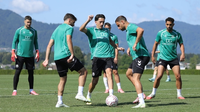 Konyaspor Slovenya'da güç topluyor: Futbolcular taktik çalıştı