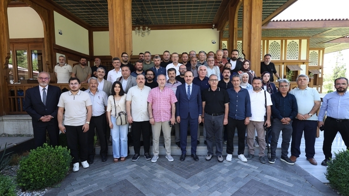 Uğur İbrahim Altay Dünya Belediyeler Birliği Başkanı Oldu: