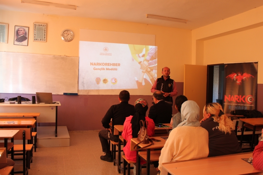 MYO da Narko Gençlik Semineri