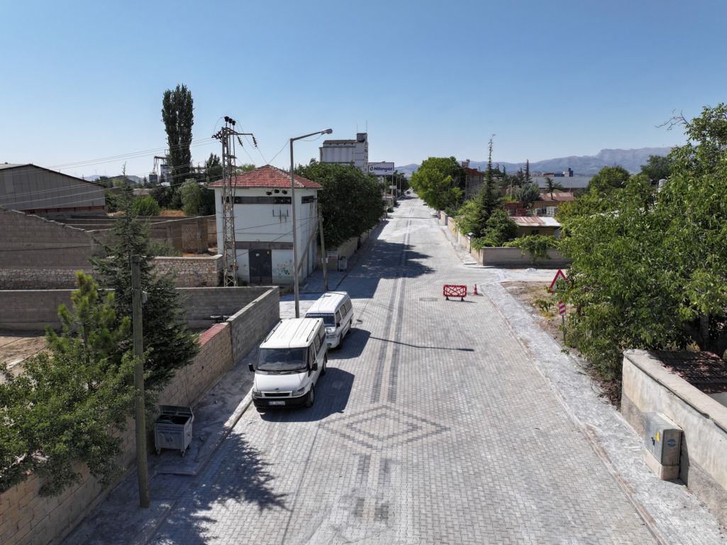 hastane-ve-ofis-caddelerinde-yol-calismalari-tamamlandi-1.jpg
