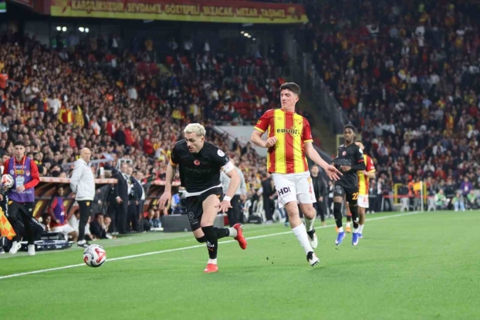 Galatasaray, Göztepe\