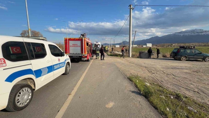 Kontrolden çıkan otomobil şarampole yuvarlandı, iki kişi yaralandı 3