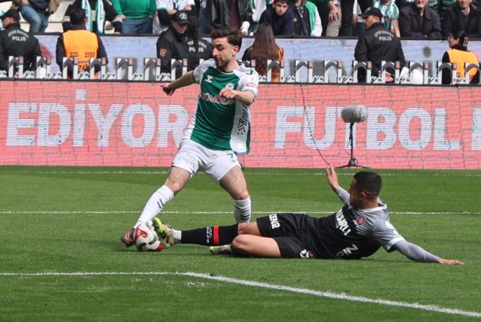 Konyaspor evinde farklı kazandı: Fatih Karagümrük’e gol yağdırdı! 5