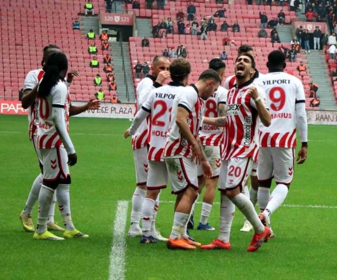 Samsunspor ile Konyaspor ilk yarıda puanları paylaştı: 1-1 1