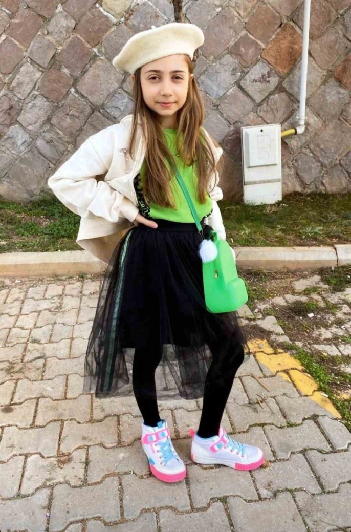 Almina’nın cenazesi, acılı ailesine teslim edildi 6