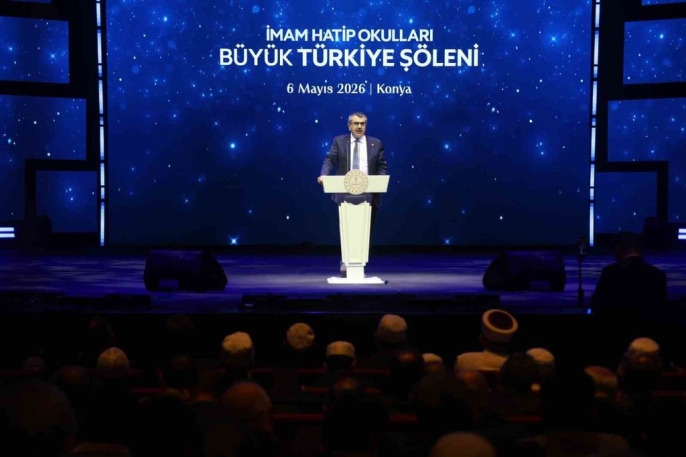 Bakan Tekin: Gençlerin ruh dünyası algoritmaların insafına terk edilmemeli 4