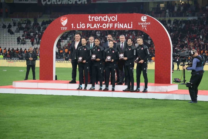 Çorum FK, Trendyol 1. Lig play-off şampiyonluğunu kutladı 2