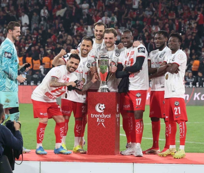 Çorum FK, Trendyol 1. Lig play-off şampiyonluğunu kutladı 6