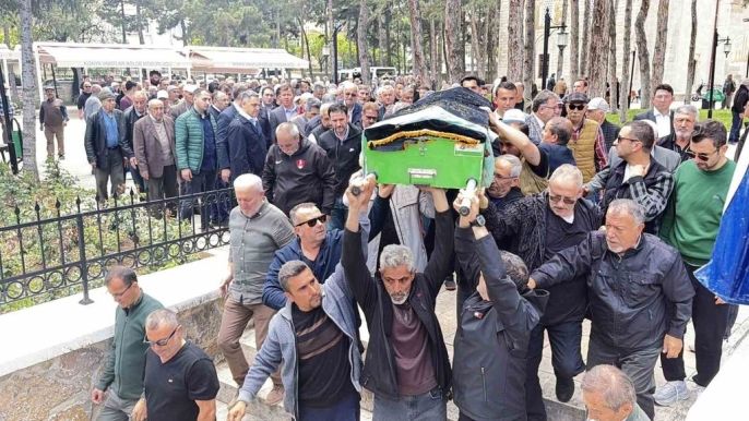 İzmir’de vahşete kurban giden Emine Dönmez’e Akşehir’de acı veda 1