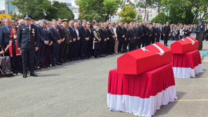 Tekirdağ'da şehit polislere duygusal veda