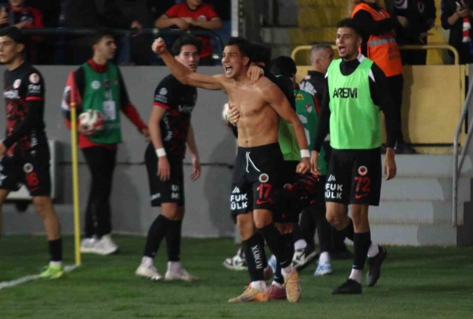 Trabzonspor kupada finale uçtu! Konyaspor rakibi oldu 3