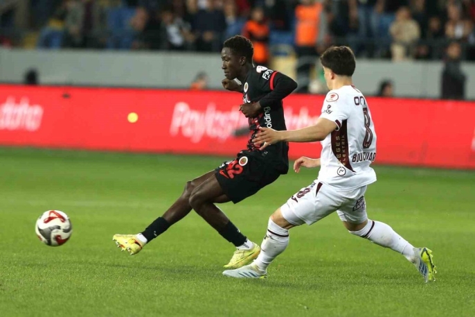 Trabzonspor kupada finale uçtu! Konyaspor rakibi oldu 9