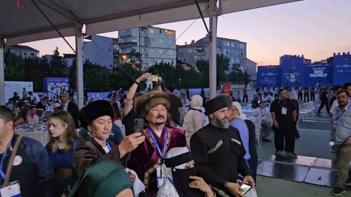 İstanbul, 51 ülkeden 700\