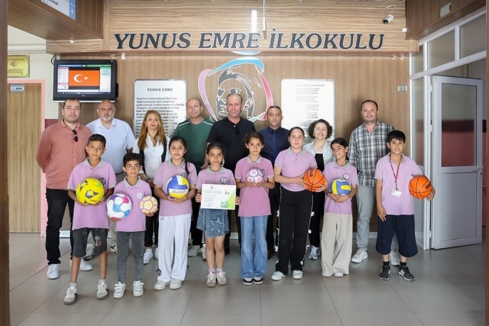 Minik kahramanlar atık pilleri topladı, çevreye ödül kazandırdı! 2