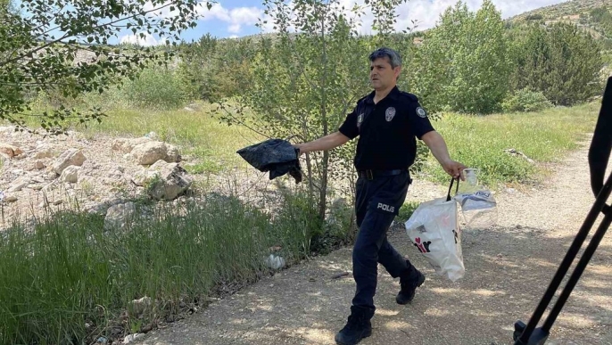 Polislerden çevreye duyarlılık dersi: Dalgıçlar baraj çevresini temizledi 5