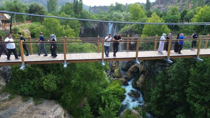 Yerköprü Şelalesi, yaz aylarının gözde mekanı haline geldi 2