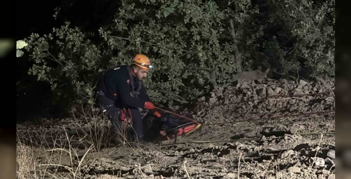 Doğanşar'da otomobil uçuruma yuvarlandı: 4 ölü