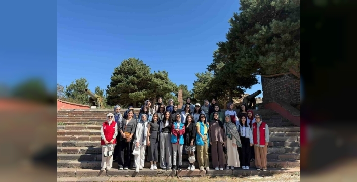Hamur gençleri Erzurum'u keşfetti