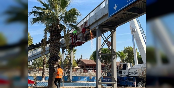 İncirliova'da kullanılmayan üst geçit kaldırılıyor