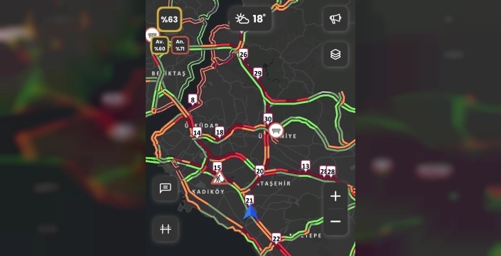 İstanbul'da okulların açılmasıyla trafik yoğunluğu arttı